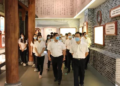 1640830235613280.jpg 2.jpg